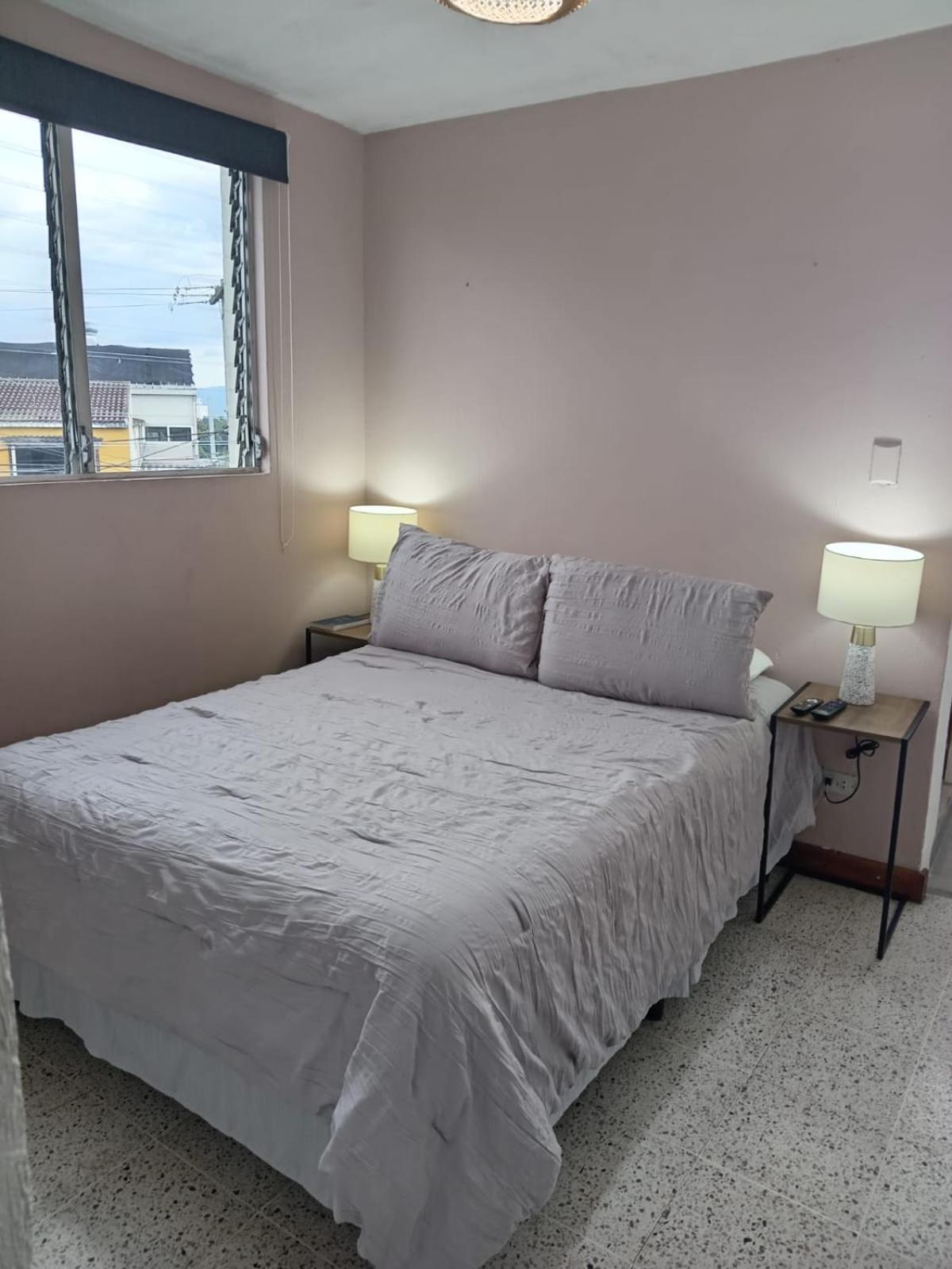 Casa 96 Bed & Breakfast Guatemala City Exterior photo